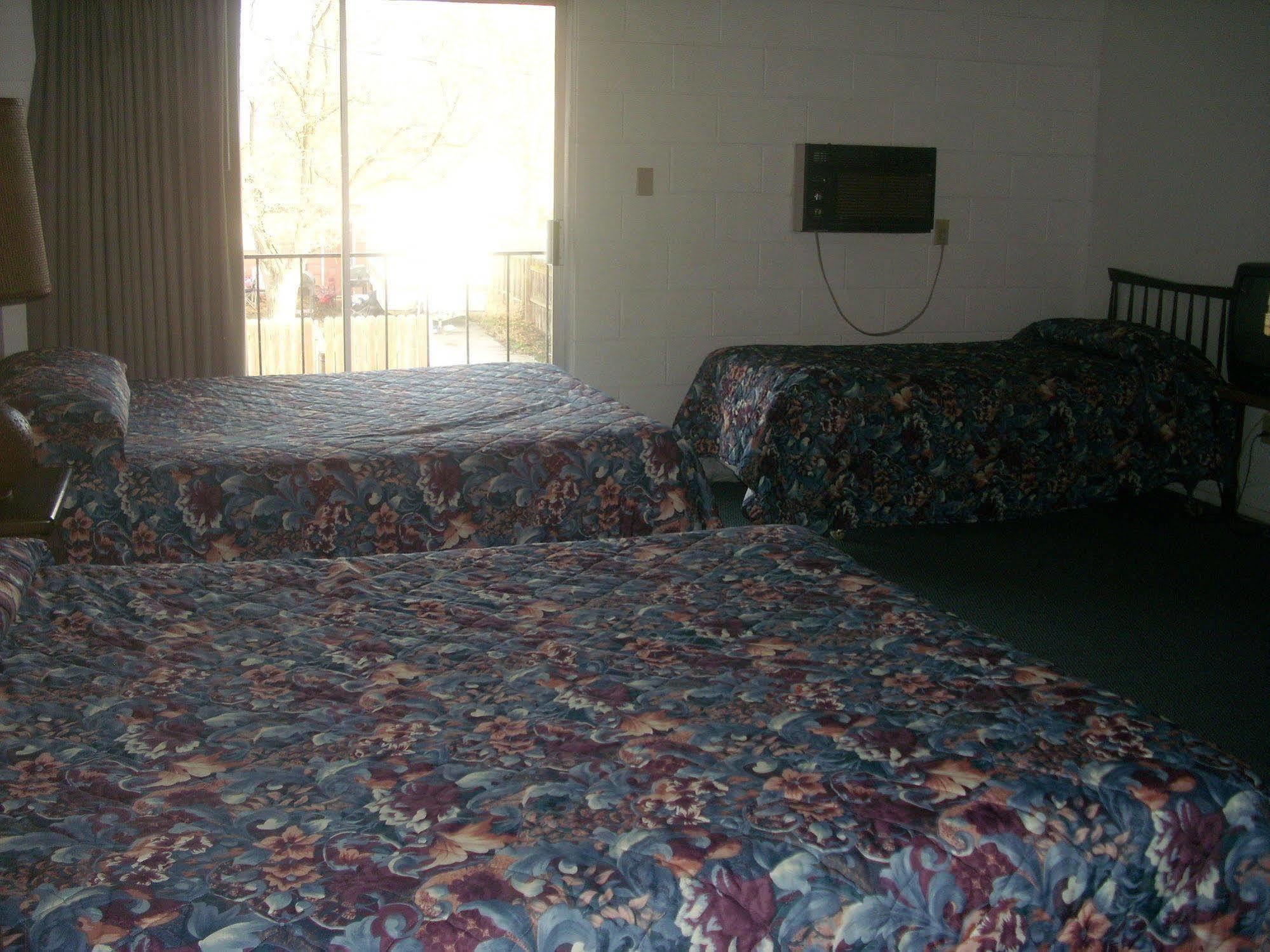 M&M Motel Connell ภายนอก รูปภาพ