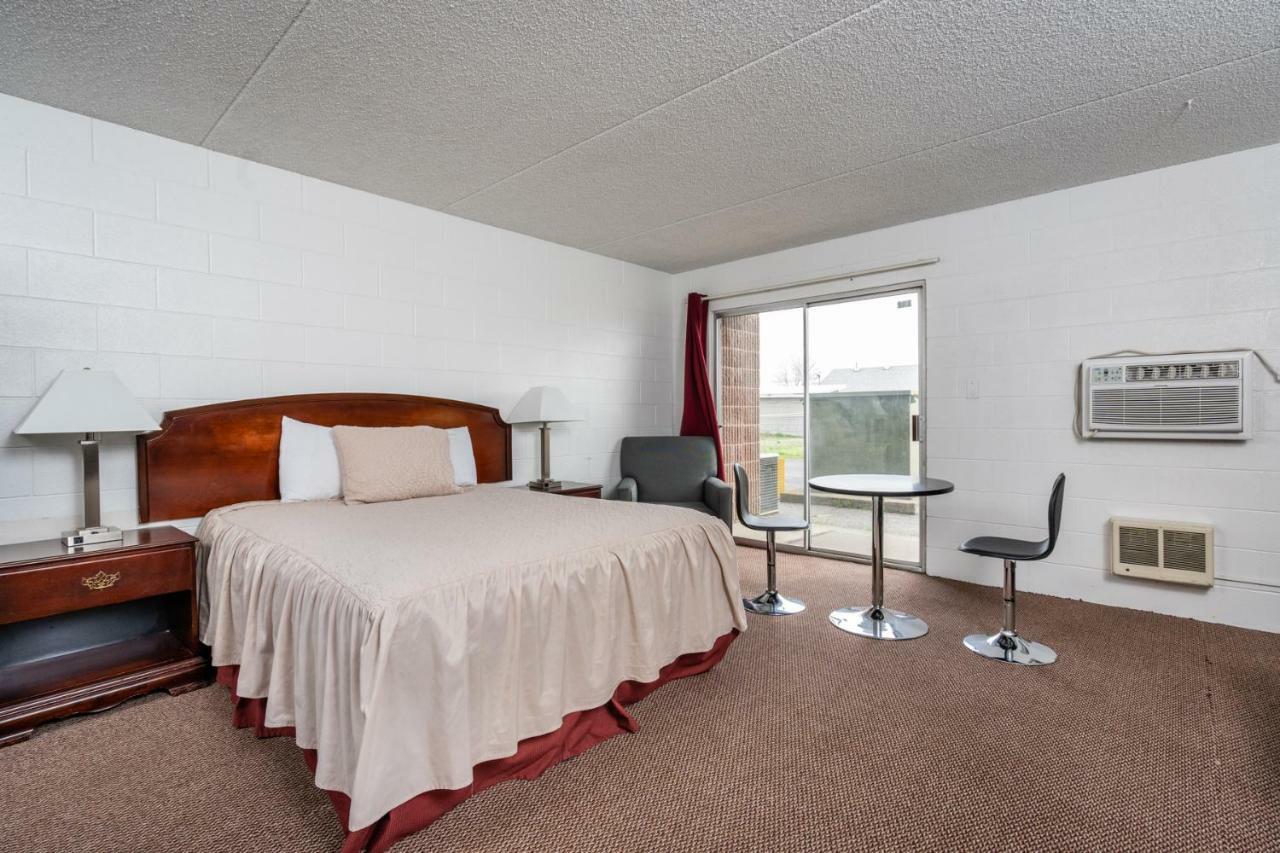 M&M Motel Connell ภายนอก รูปภาพ