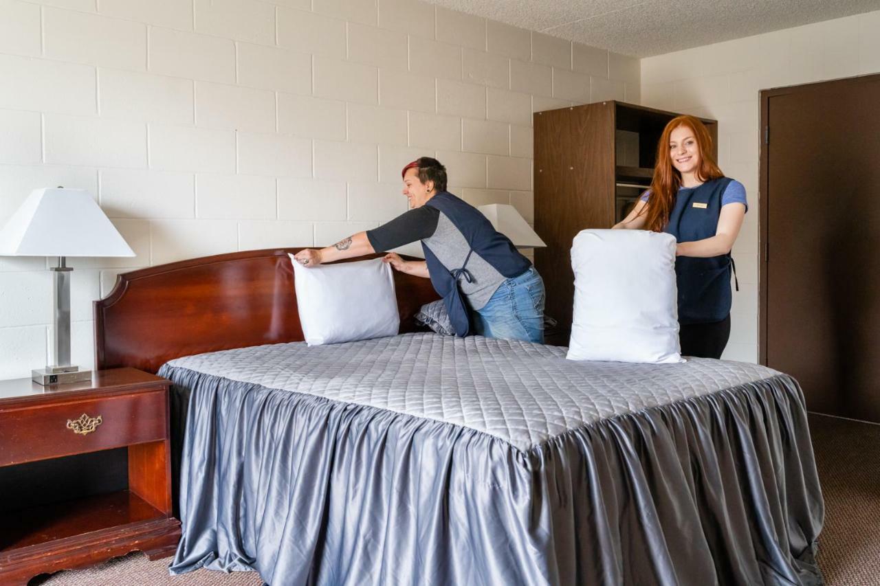 M&M Motel Connell ภายนอก รูปภาพ