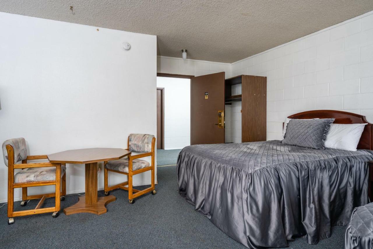 M&M Motel Connell ภายนอก รูปภาพ